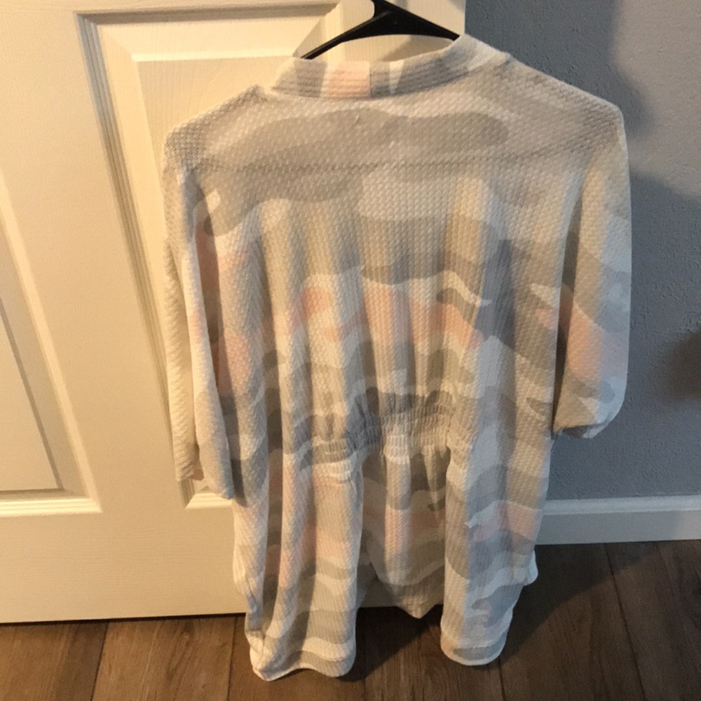Cardigan - Picture 4 of 4